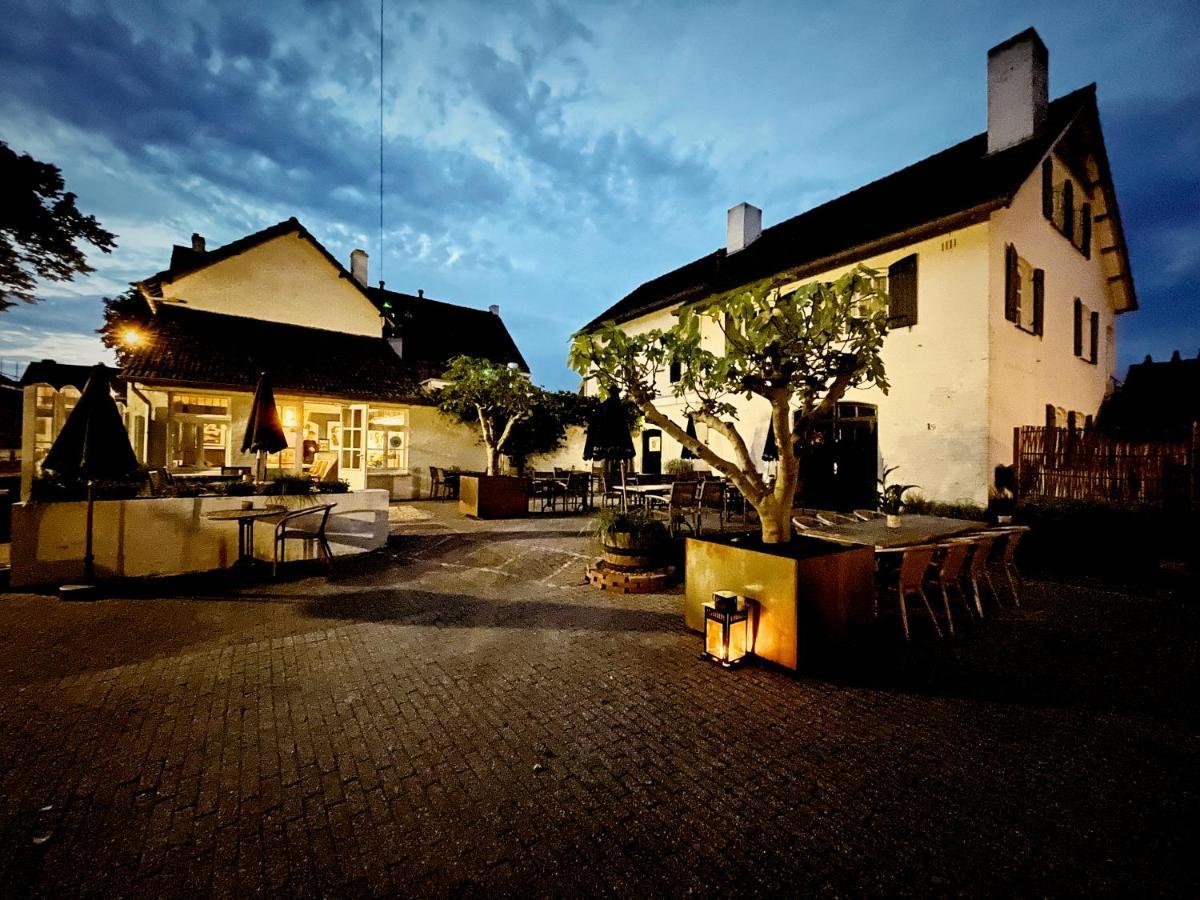 In De Witte Dame Hotel Bar Kitchen Apartments Grubbenvorst 外观 照片