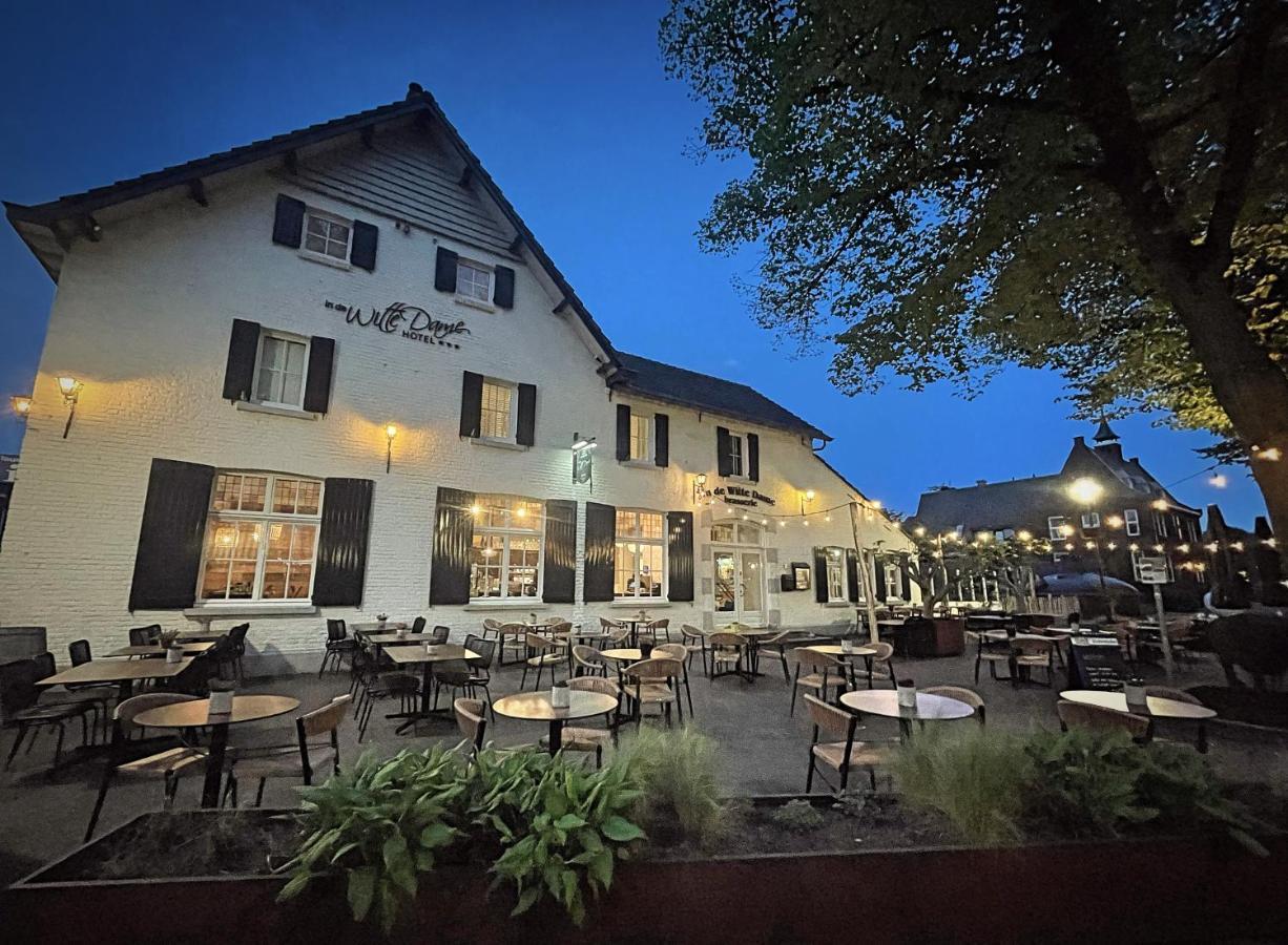 In De Witte Dame Hotel Bar Kitchen Apartments Grubbenvorst 外观 照片