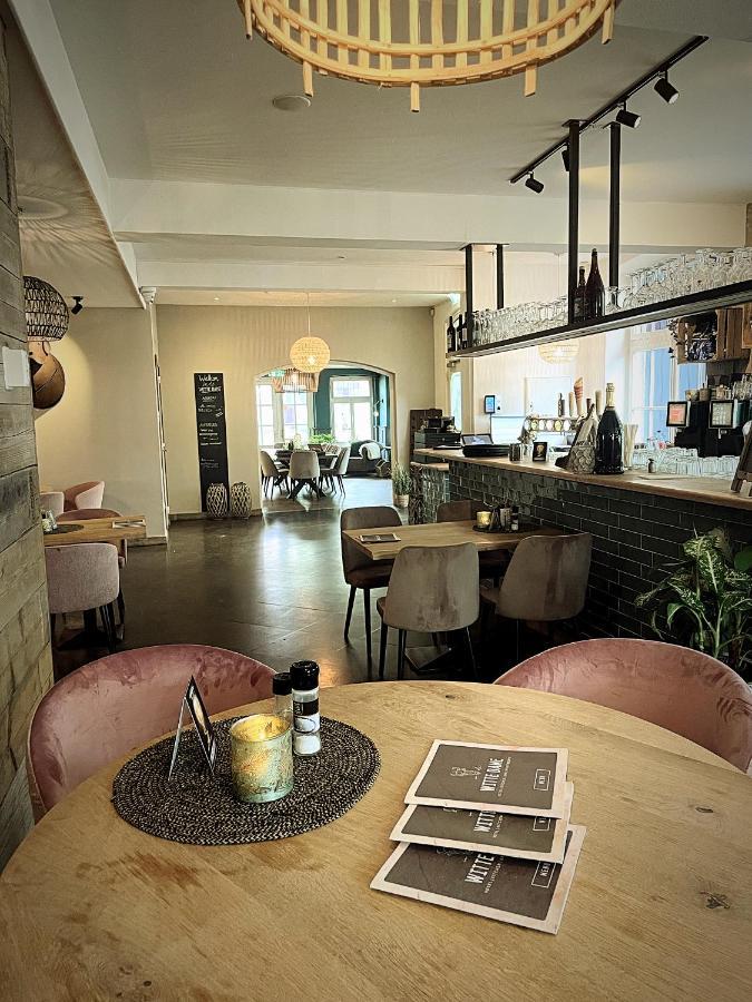 In De Witte Dame Hotel Bar Kitchen Apartments Grubbenvorst 外观 照片