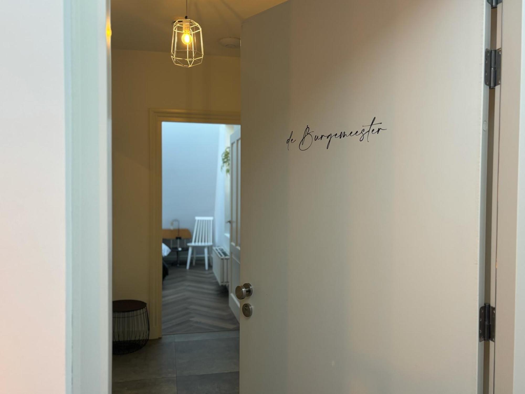 In De Witte Dame Hotel Bar Kitchen Apartments Grubbenvorst 外观 照片