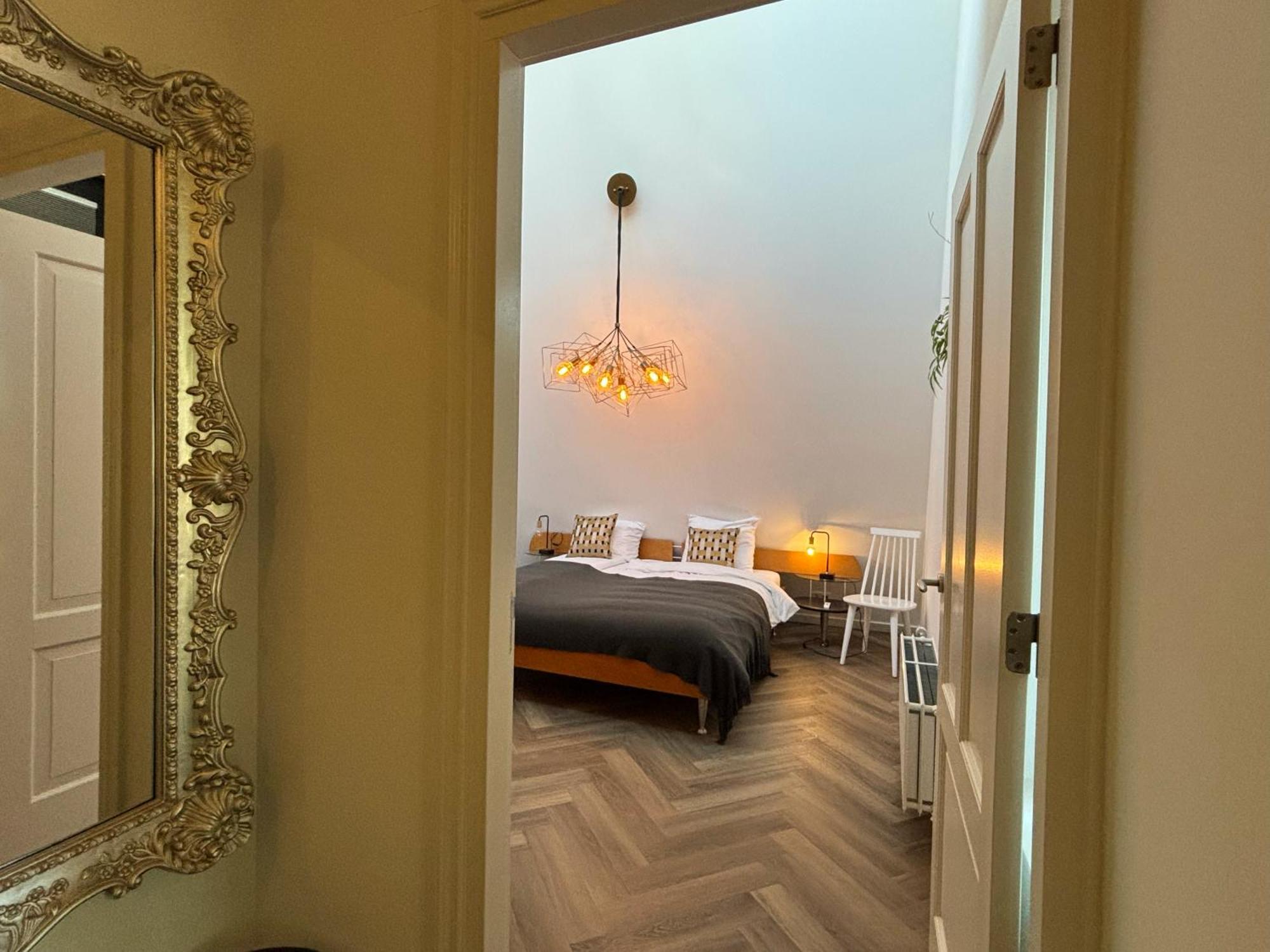 In De Witte Dame Hotel Bar Kitchen Apartments Grubbenvorst 外观 照片