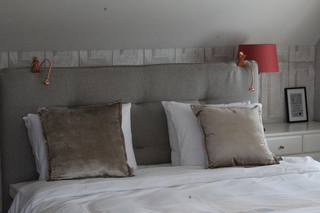 In De Witte Dame Hotel Bar Kitchen Apartments Grubbenvorst 外观 照片